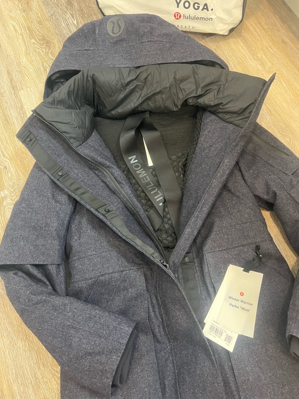 🔥1 HOUR SALE🔥NWT LULULEMON WINTER WARRIOR WOOL PUFFER JACKET - Picture 4 of 11